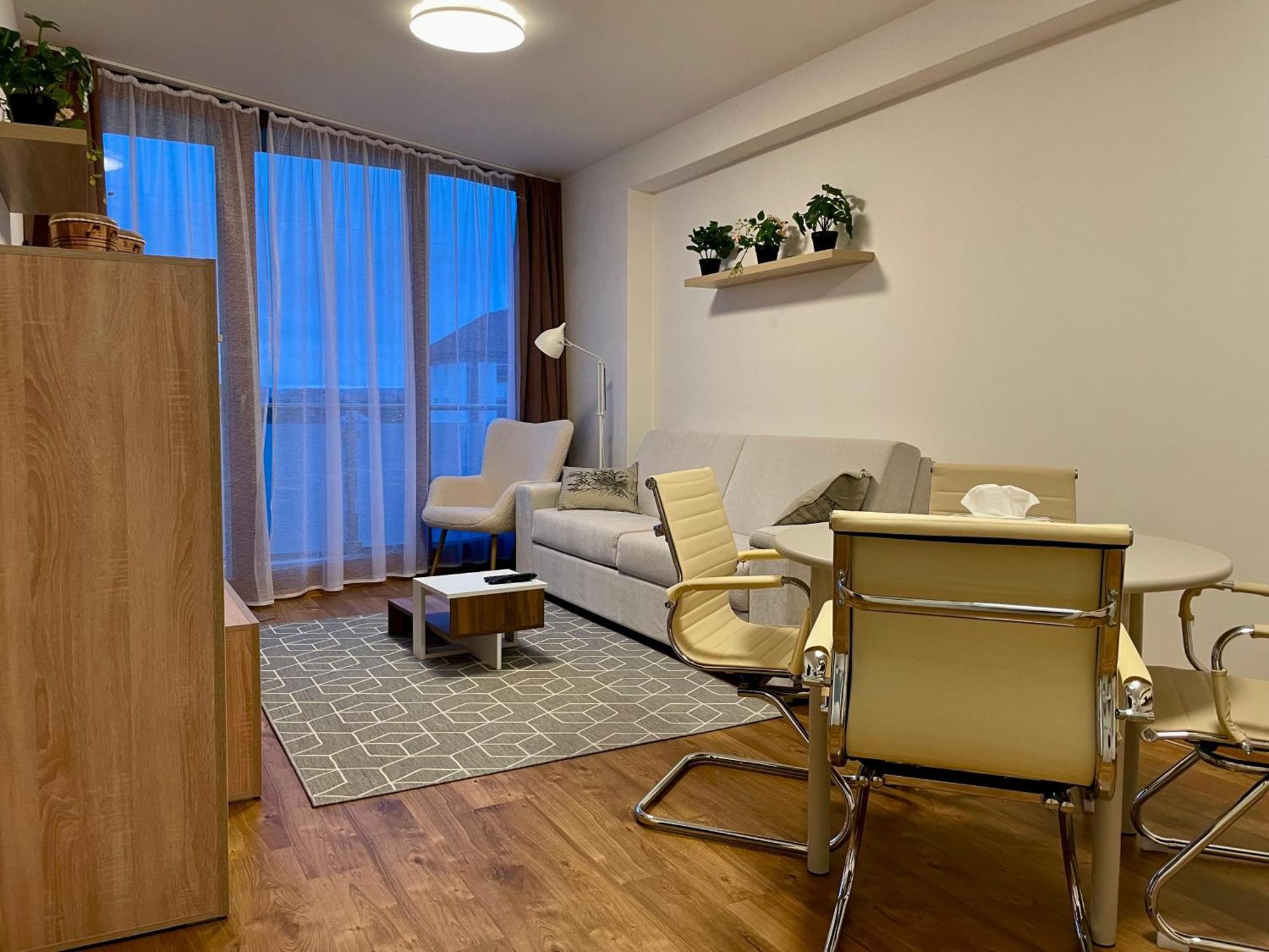 Apartman Astra Sezimovo Ústí Extérieur photo